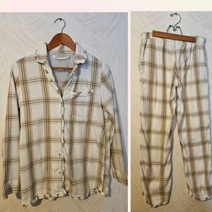 Soft Surroundings Beige and Cream Plaid Button-Up Pajama Set XS